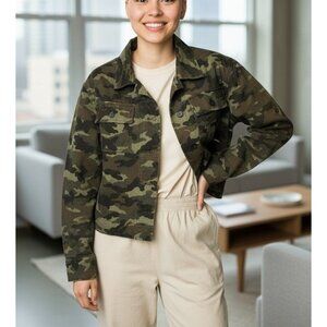 John + Jenn Womens Camo Jacket Size M Button-Up